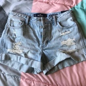 Hollister boyfriend high waisted shorts